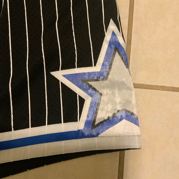 Mitchell & Ness Orlando Magic Throwback Basketball Shorts - Picture 2 of 6